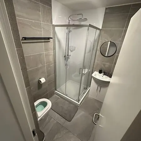 & Spacious Centre Apartman Dublin